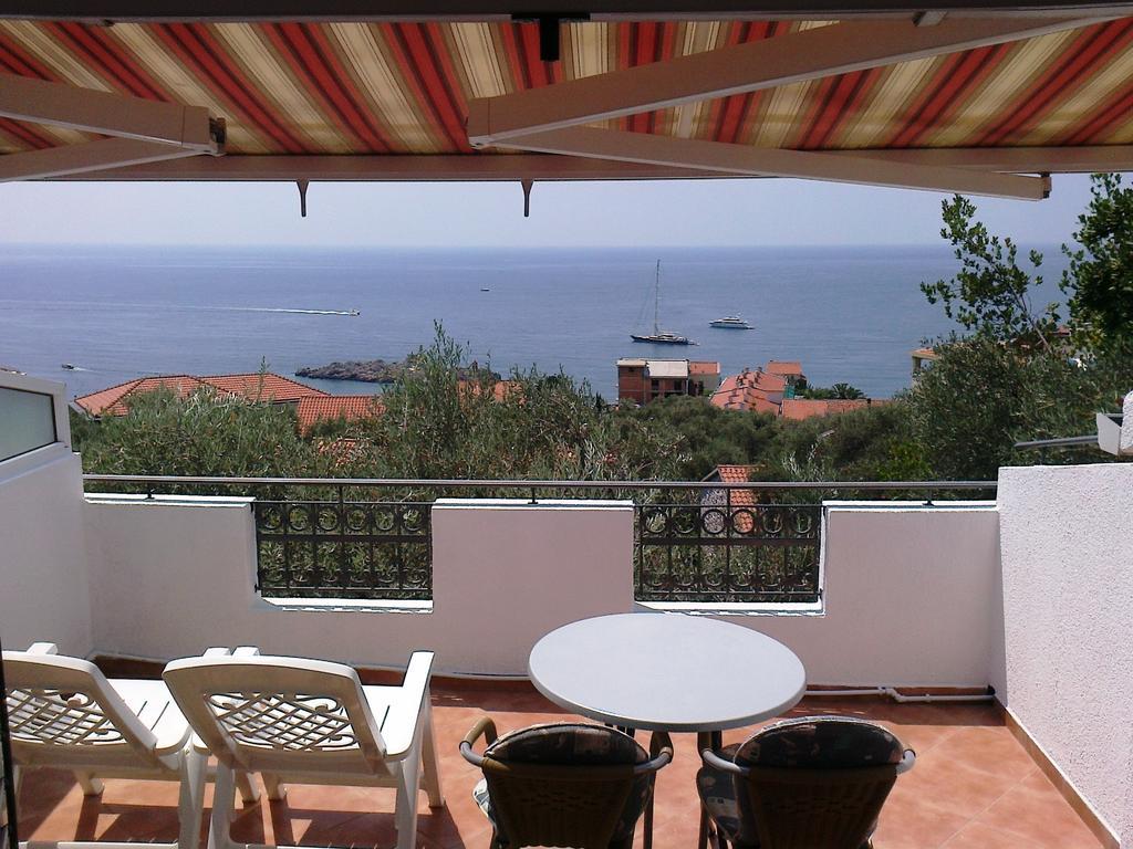Oaza Guest House Sveti Stefan Exteriér fotografie